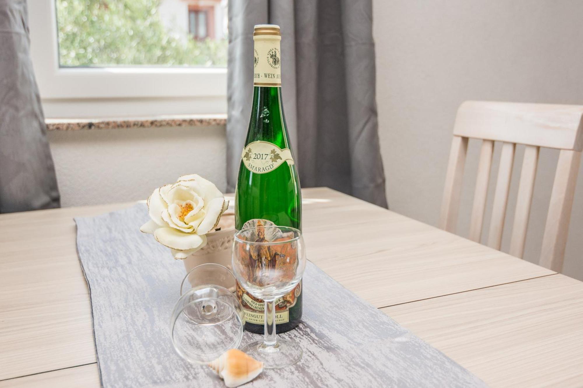 Plaza Ab Apartment วีร์ ภายนอก รูปภาพ