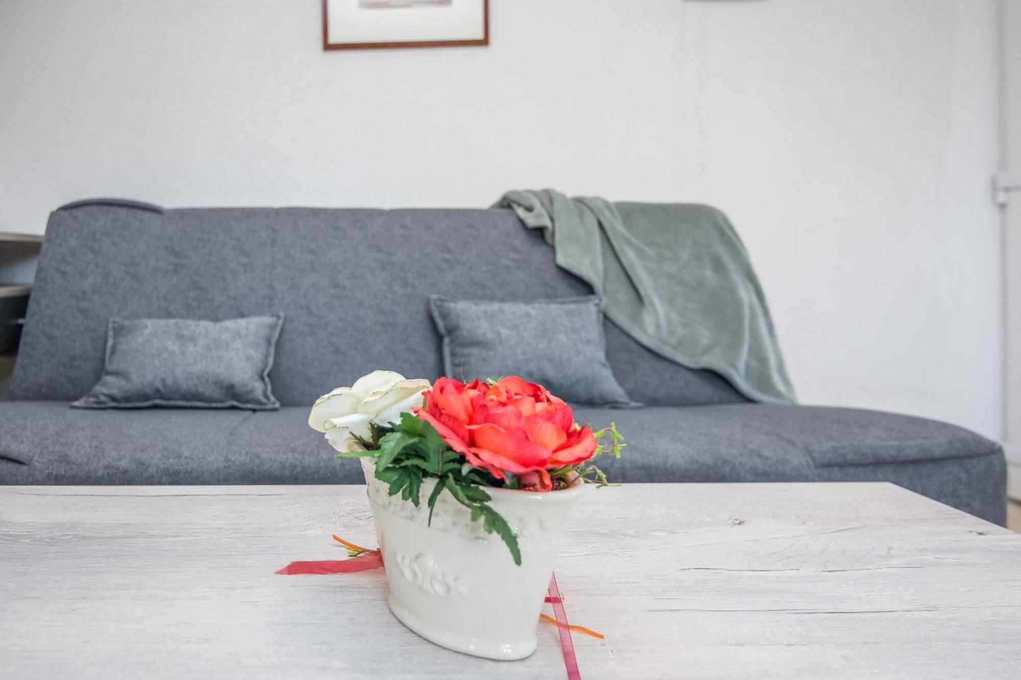 Plaza Ab Apartment วีร์ ภายนอก รูปภาพ